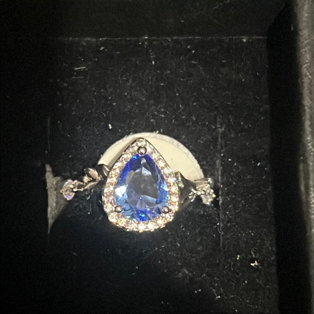 Elegant Blue Teardrop Ring with Silver Accents